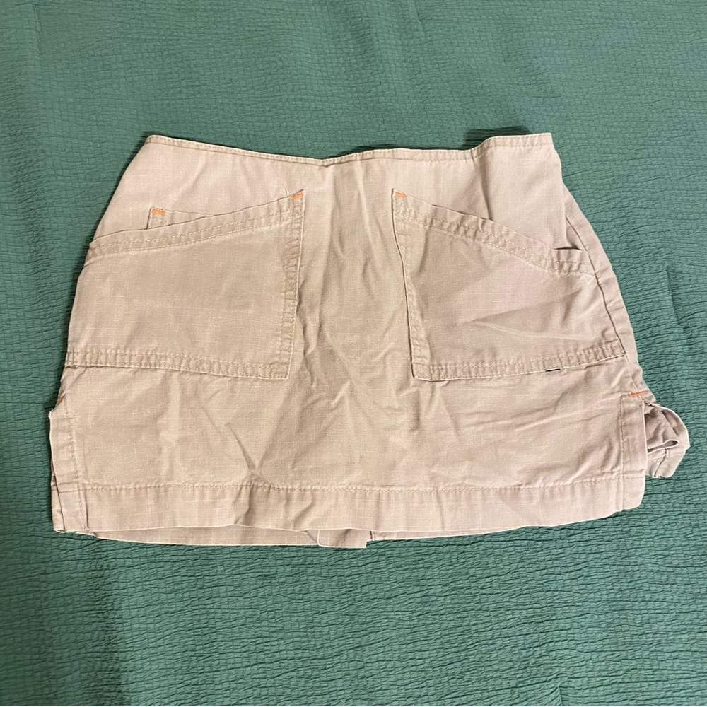 Beige mini skirt